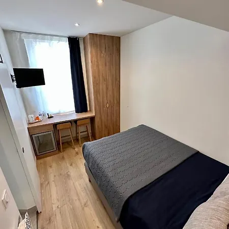 Zora Hotel Parigi